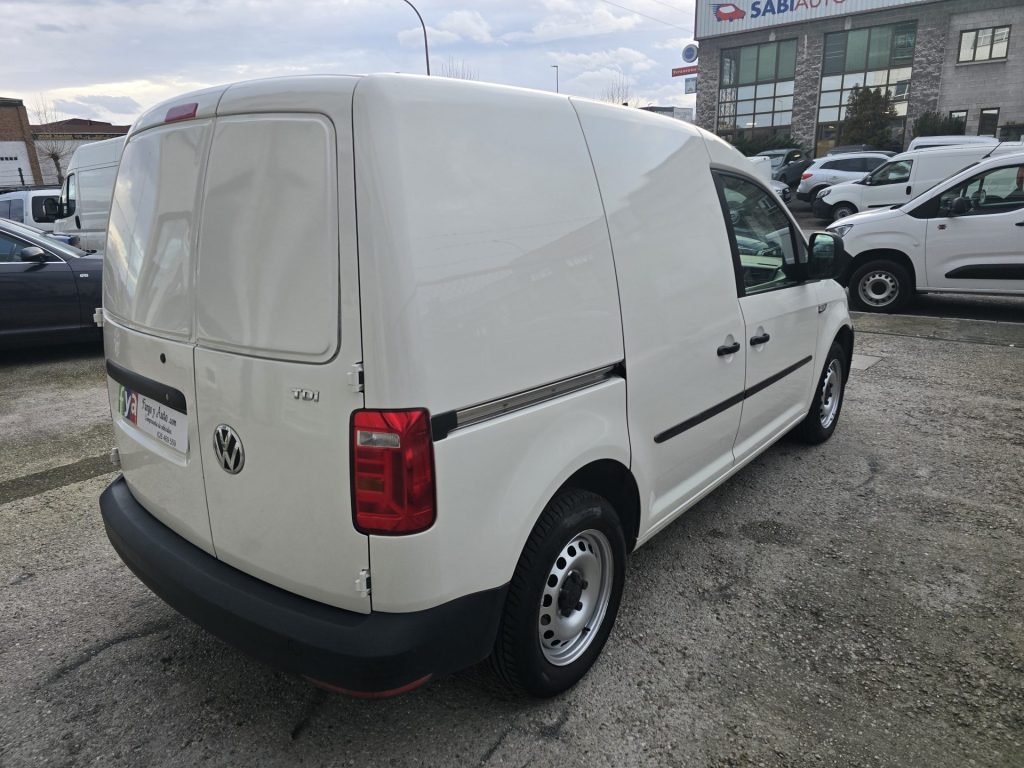 Volkswagen Caddy TDI (6)