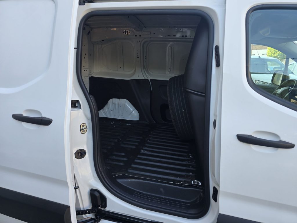 Peugeot Partner 4x4 Dangel Furgoneta Segunda Mano Ocasion Asturias (9)
